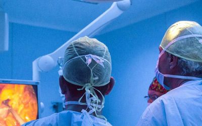 Cirujanos malagueños perfeccionan técnicas de laparoscopia para operaciones de obesidad mórbida y colo-rectal